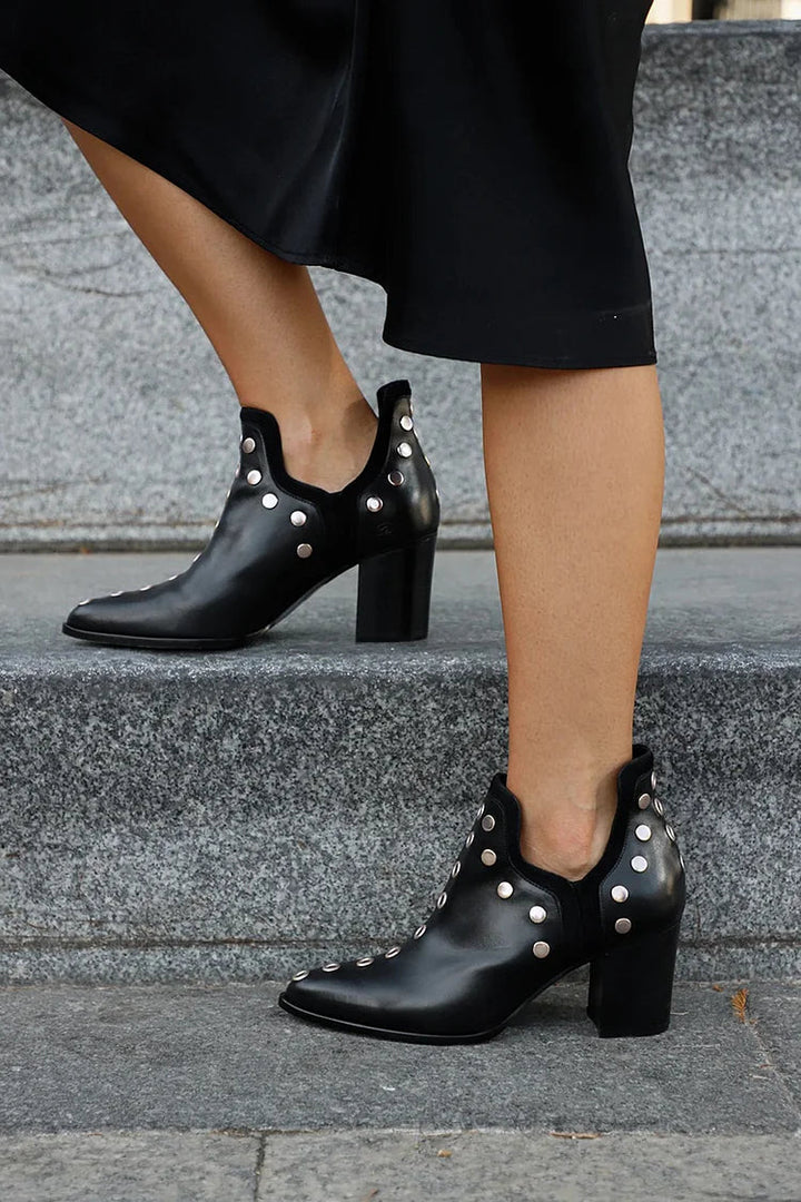 SUSAN | VERSATILE ROCK STYLE BOOTS