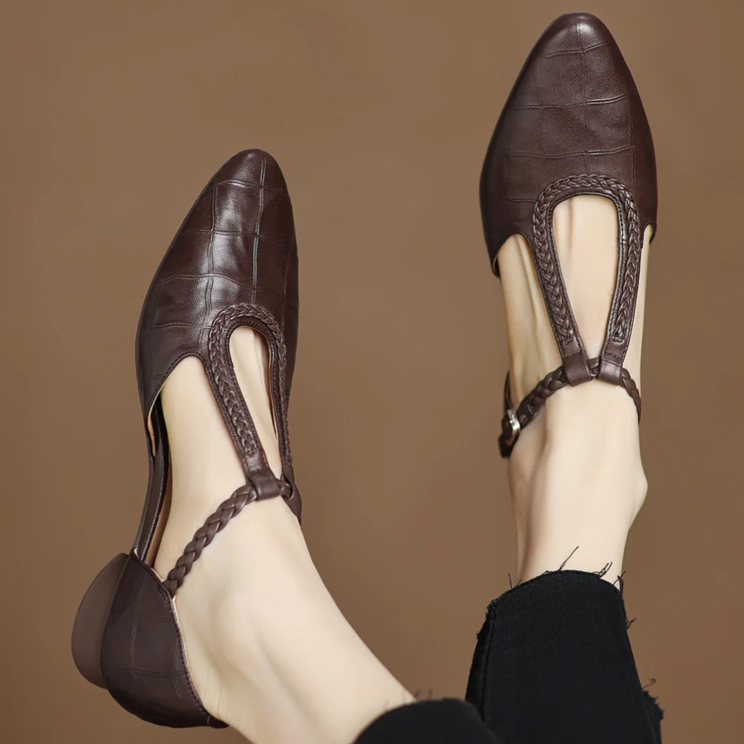 Carla | Classic Mary Janes