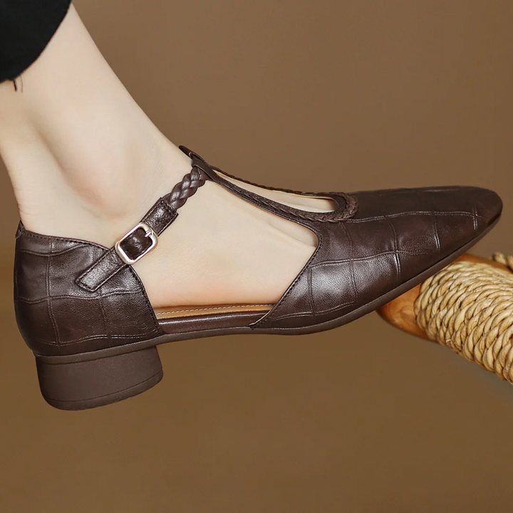 Carla | Classic Mary Janes