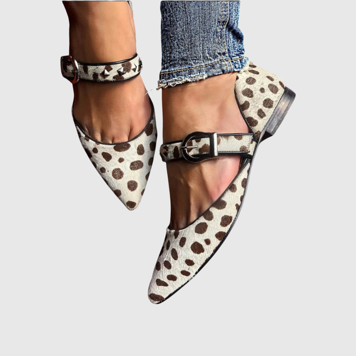 Concetta | Mary Janes with Studs