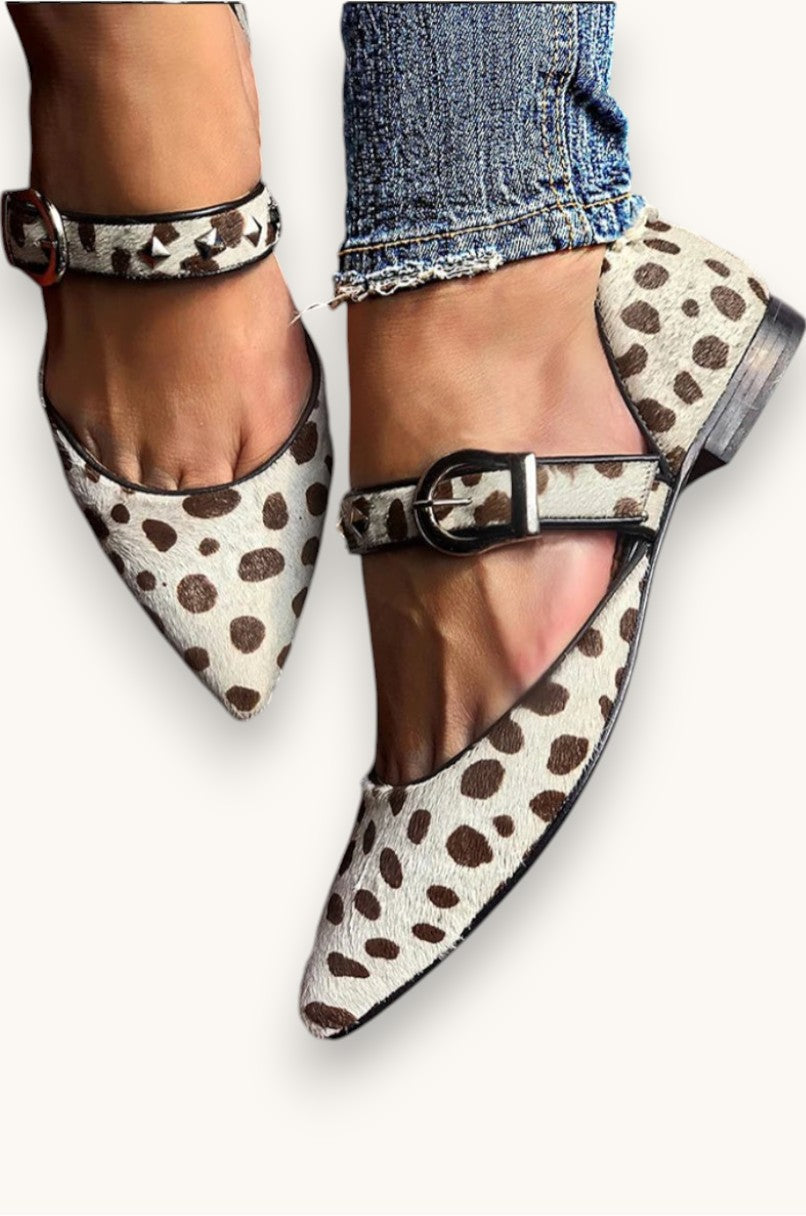 Concetta | Mary Janes with Studs