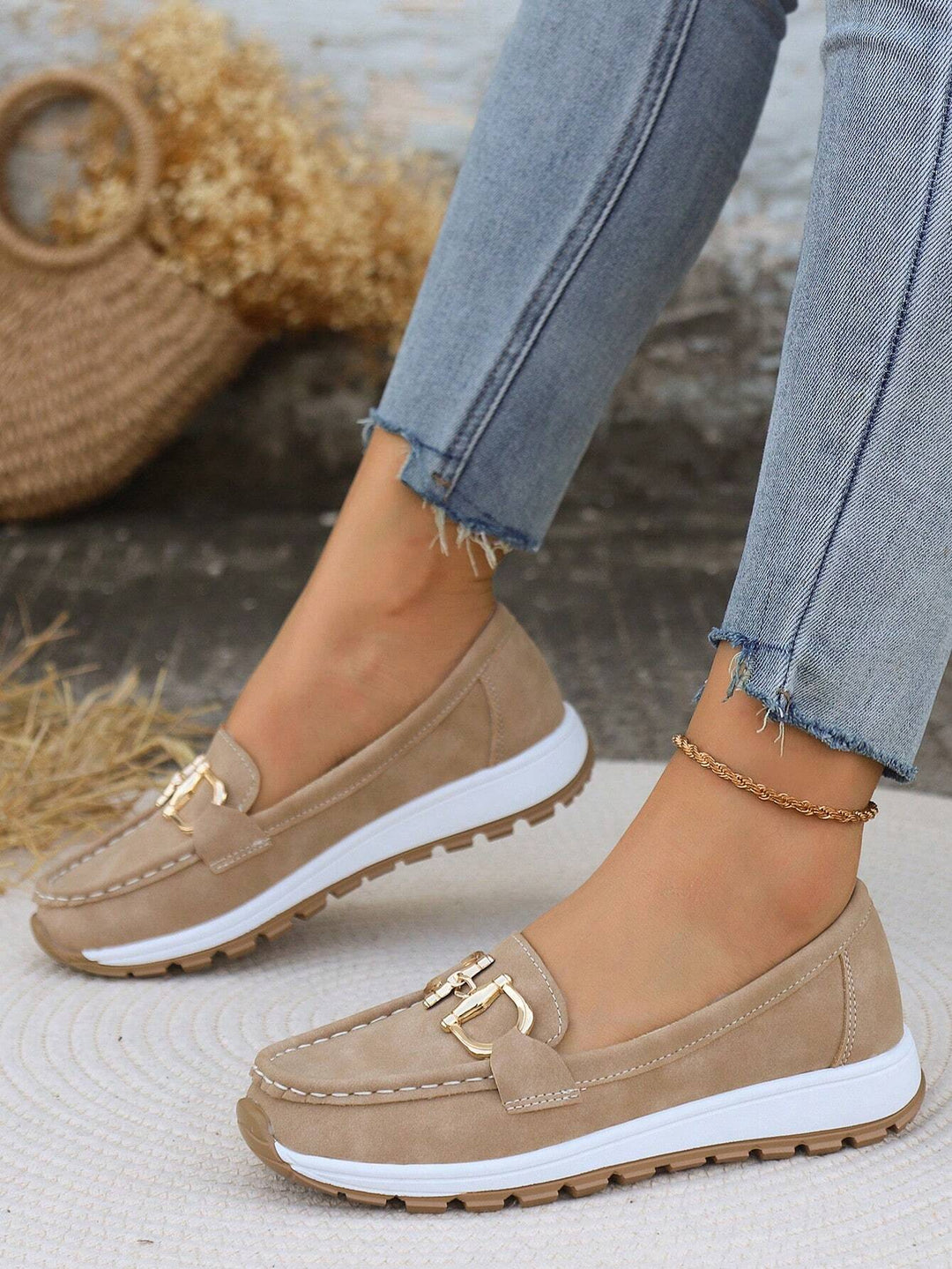 Daniela | Plateau loafers with buckle